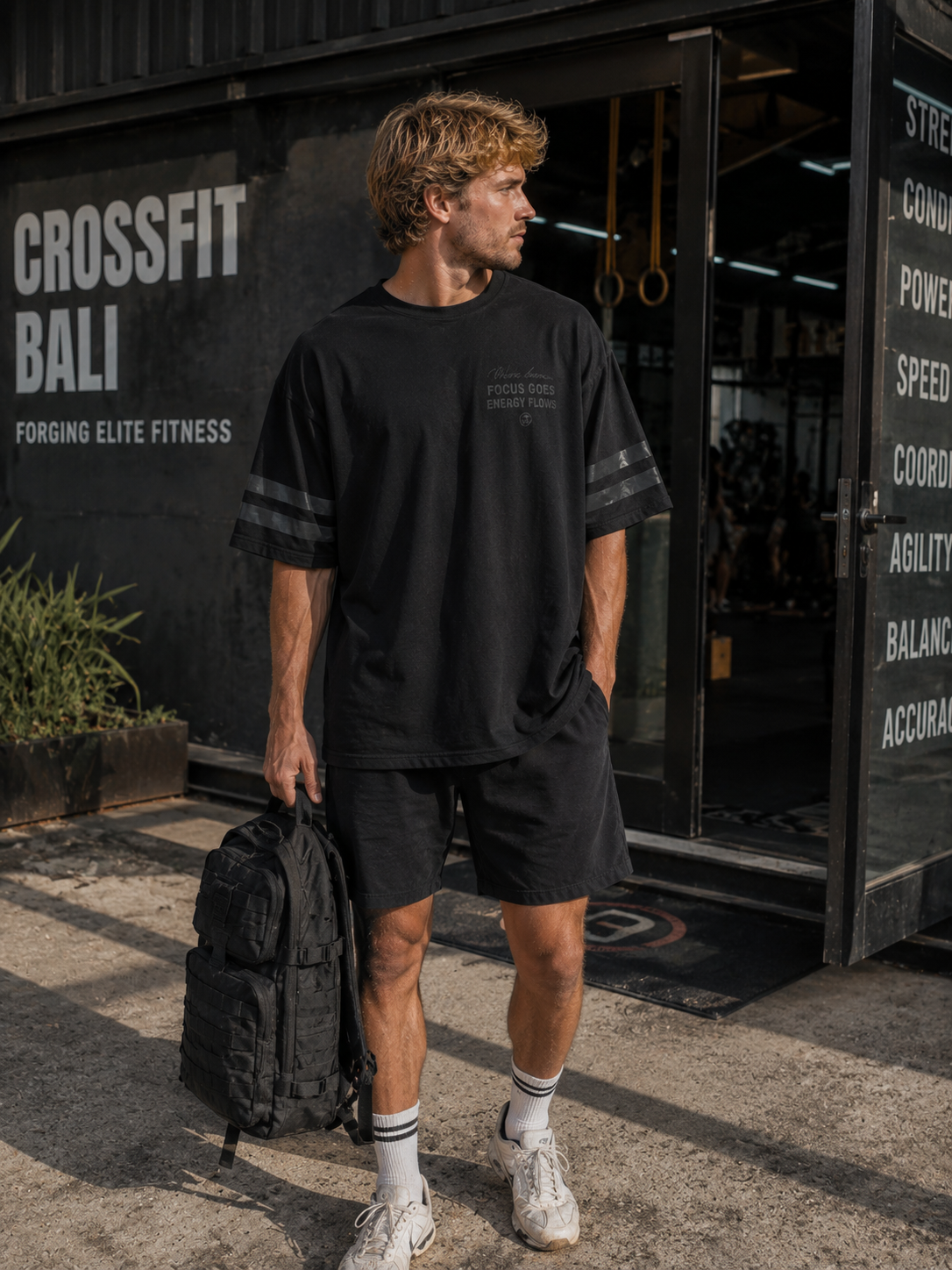 Sweat-shirt Vintage 77 manches courtes black on black Ollo sport